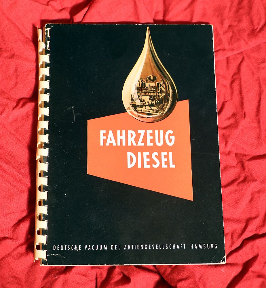 Fahrzeug Diesel , Deutsche Vacuum Oel Hamburg   Mobiloel