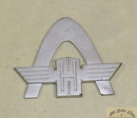 Emblem  Hanomag , mit Rheinstahl Bogen