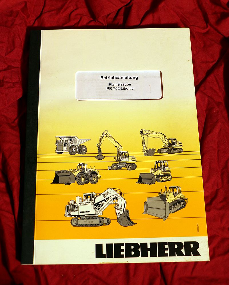 Liebherr PR 752  Litronic  Planierraupe