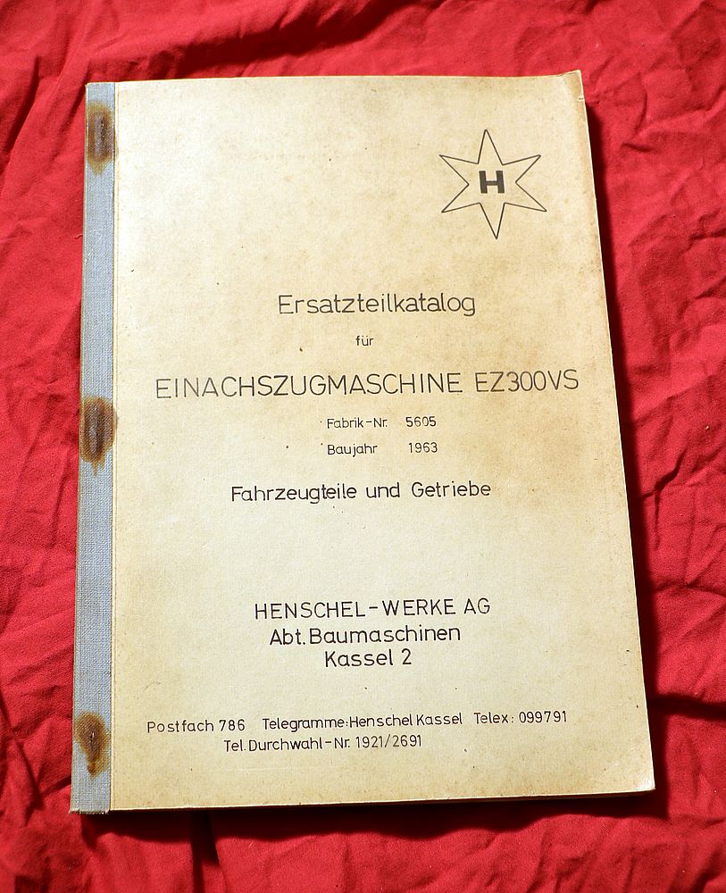 Henschel EZ 300 VS , Triebkopf für Krupp Geländekran GK 50