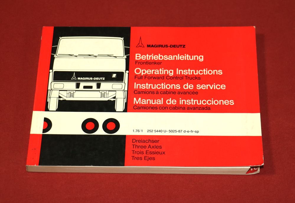 Magirus Deutz  LKW Frontlenker mit V- Motor , 3 -Achser