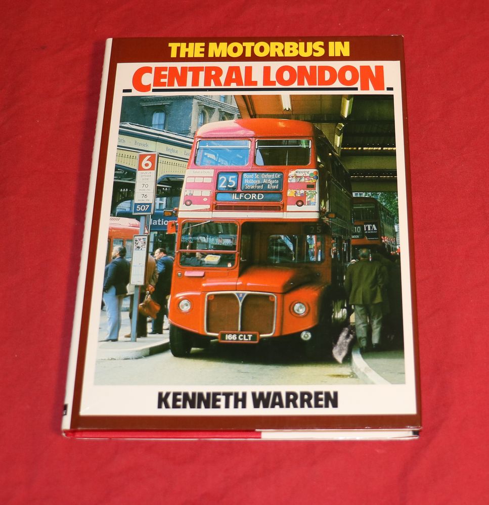 The Motorbus in central London , Kenneth Warren