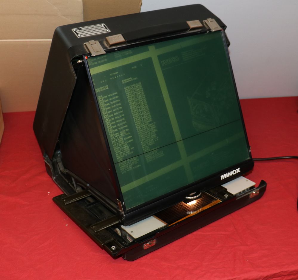MINOX Microfiche Lesegerät  portables Koffer Lesegerät