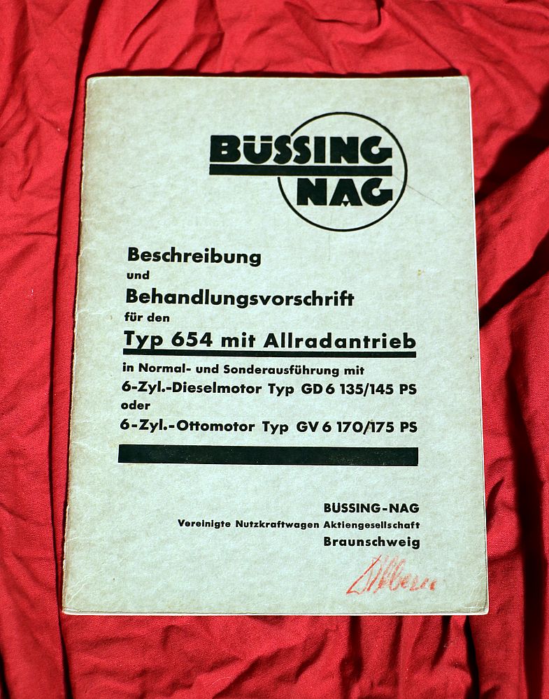 Büssing - NAG Typ 654  mit Allradantrieb 4x4
