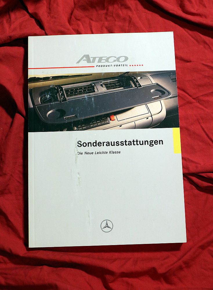 47774 Mercedes ATEGO Katalog Sonderausstattungen