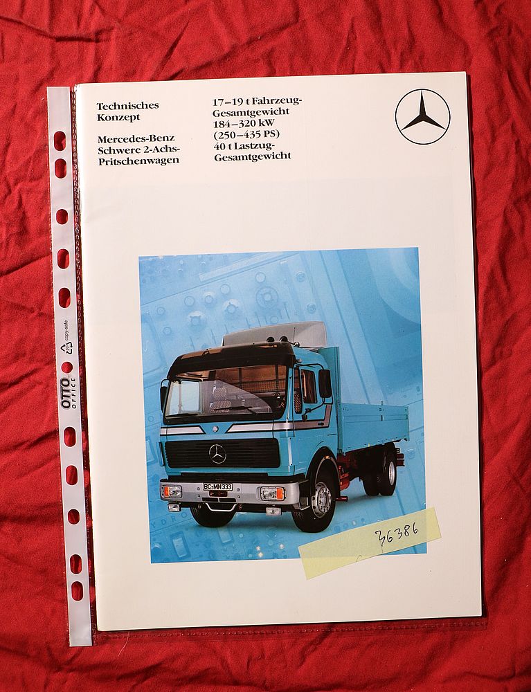 Mercedes schwere 2 - Achs Pritschenwagen