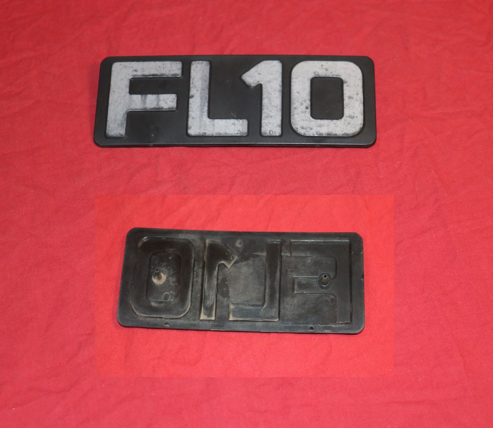 VOLVO  FL 10  Schriftzug, Emblem