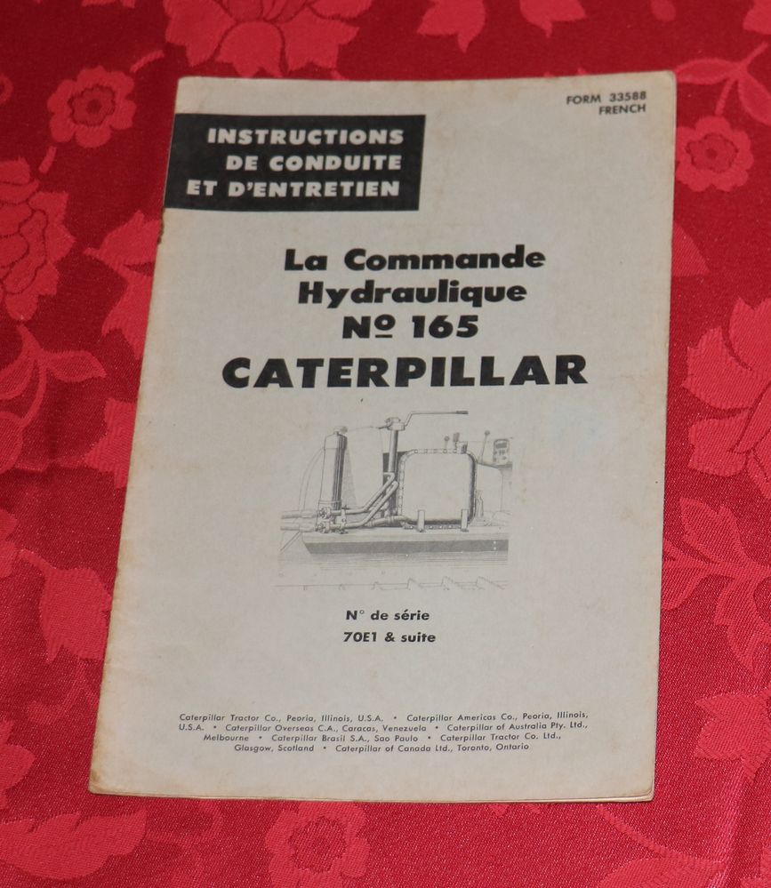 CATERPILLAR   No. 165   La Commande Hydraulique