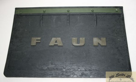 Schmutzfänger mit FAUN Buchstaben, Schriftzug