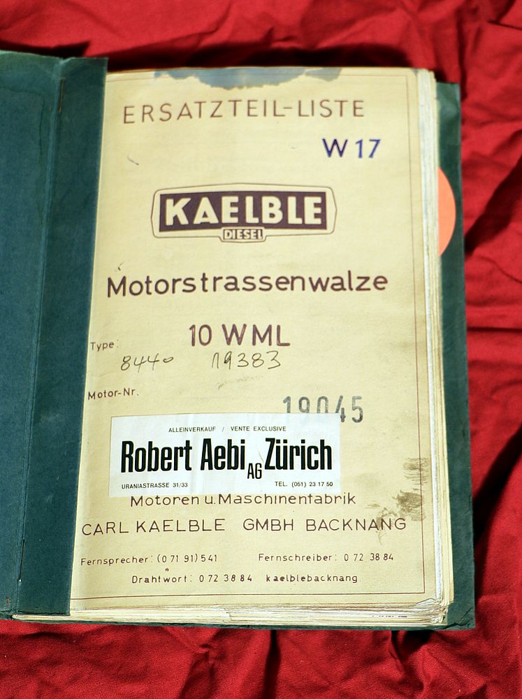 Kaelble Motorstraßenwalze  10 WML   + Motor  LM 215 d