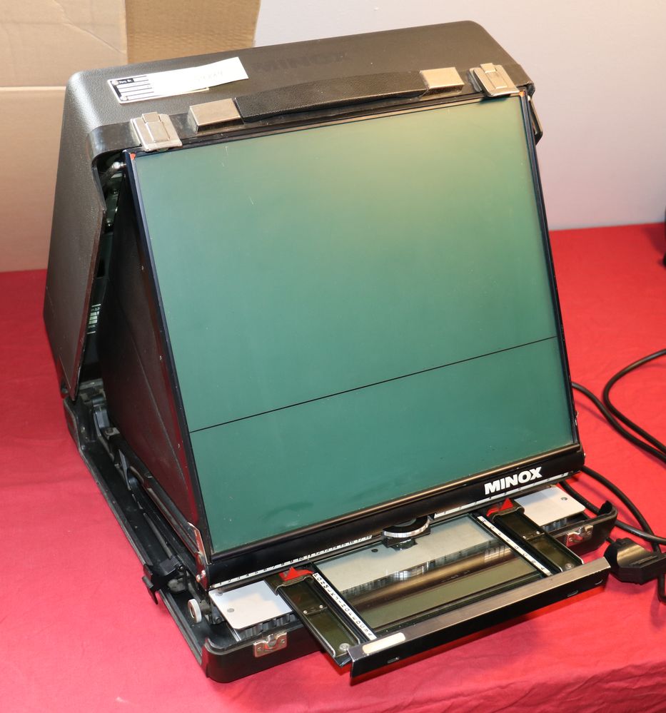 MINOX Microfiche Lesegerät  portables Koffer Lesegerät