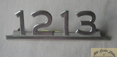 Schriftzug Mercedes 1213